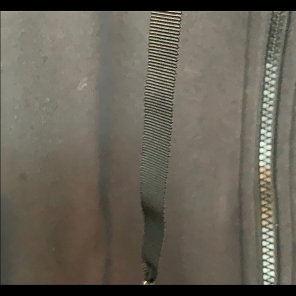 Lululemon jacket in black - Picture 7 of 8